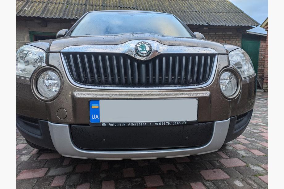 Skoda Yeti 2009–2017 Zimní kryt masky chladiče (spodní, 2009-2013) Image