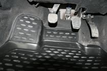Renault Duster 2008–2017 (2011-2015) Gumové koberce 3D do interiéru (4 ks, Novline) 4WD fotografie 2