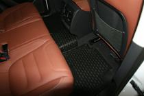 Volkswagen Touareg 2010–2018 3D gumové koberečky do interiéru (4 ks, Novline) pro dvouzónovou klimatizaci fotografie 3