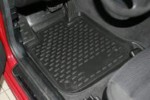 BMW řada 1 E81/E82/E87/E88 2004–2011 Gumové autokoberce do interiéru (4 ks, Novline) 3D fotografie 2