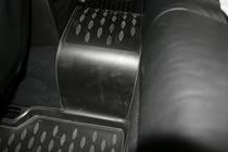 BMW řada 5 E60/E61 2003–2010 Gumové autokoberce do interiéru (4 ks, Novline) Varianta 2 fotografie 5