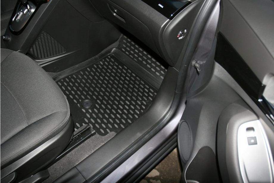 Chevrolet Orlando 2010–2018 Gumové koberečky do interiéru (5 ks, Novline) Fotografie 3