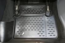 Chrysler C300 2004–2011 Gumové koberce do interiéru (4 ks, Novline) 2WD fotografie 3