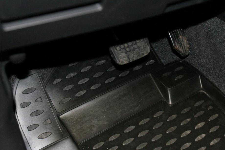 Daihatsu Terios 2006–2017 Gumové autokoberce do interiéru (4 ks, Novline) Fotografie 2