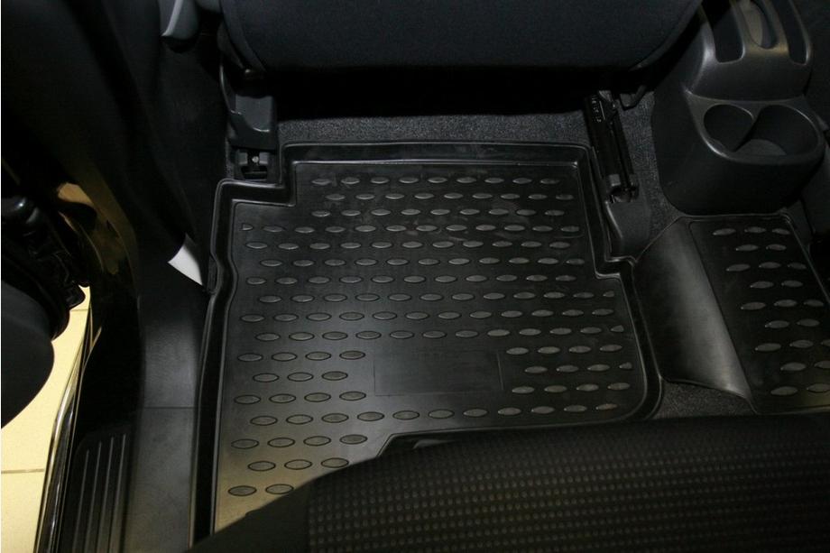 Daihatsu Terios 2006–2017 Gumové autokoberce do interiéru (4 ks, Novline) Fotografie 3