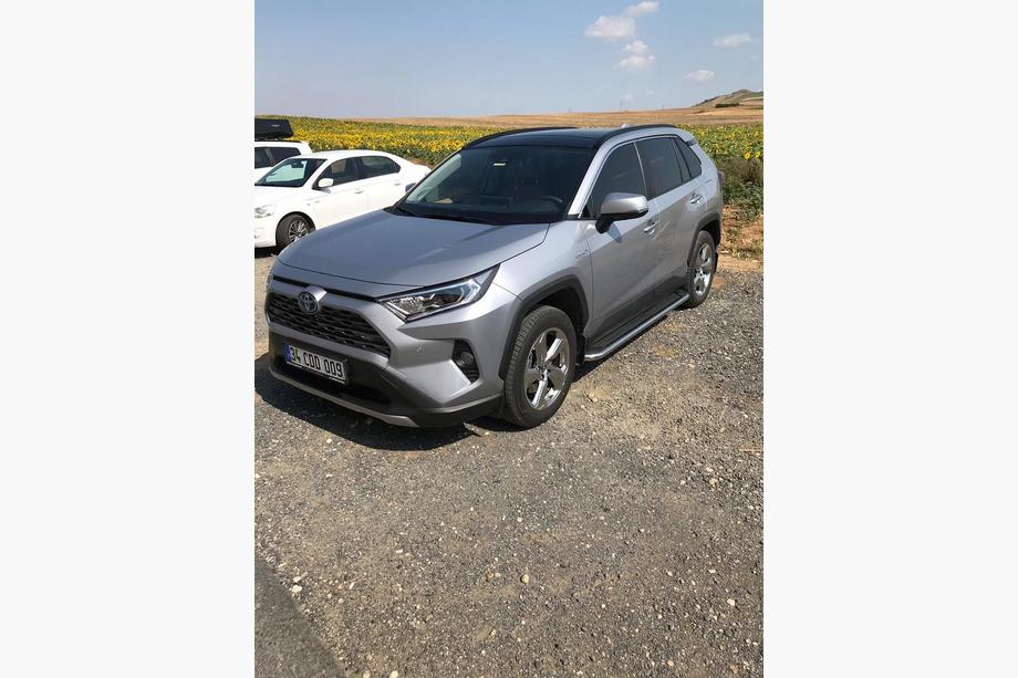Toyota Rav 4 2019–2025 Boční nášlapy Maydos V2 (2 ks, hliník + nerezová ocel) Fotografie 7
