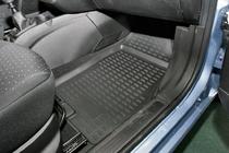 Fiat Punto Grande/EVO 2006–2018 (2006↗) Gumové autokoberce do interiéru (4 ks, Novline) 5D fotografie 4