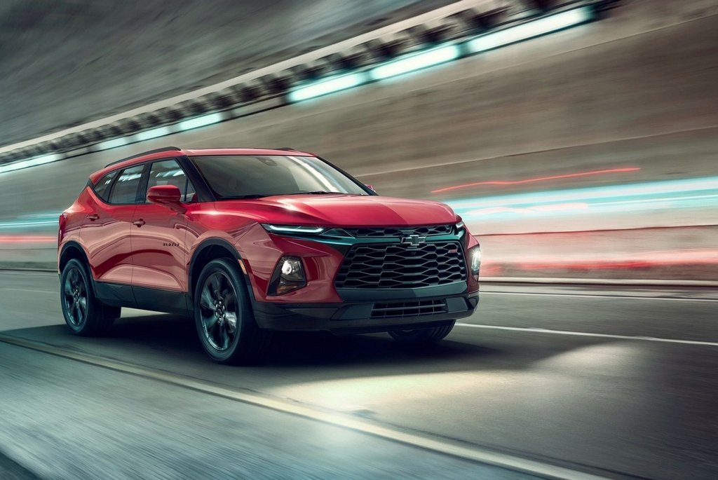 Recenze středně velkého crossoveru Chevrolet Blazer