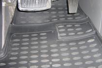 Kia Carnival 2002–2013 Gumové rohože do interiéru (4 ks, Novline) pro automatickou převodovku fotografie 2