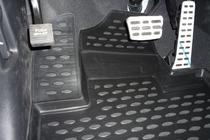 Kia Sorento II XM 2009–2014 (2009-2012) Gumové koberce do interiéru (4 ks, Novline) fotografie 2
