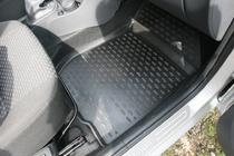 Lada Largus 2012– Gumové autokoberce do interiéru (5 ks, Novline) 7 míst fotografie 4