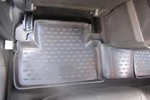 Mazda CX-7 2006–2012 (2010↗) Gumové autokoberce do interiéru (4 ks, Novline) fotografie 3