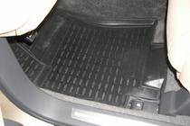 Subaru Tribeca 2005–2014 (2005↗) Gumové koberečky do interiéru (4 ks, Novline) fotografie 2