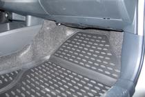 Toyota Yaris 2006–2011 Gumové autokoberce do interiéru (3 ks, Novline) fotografie 3