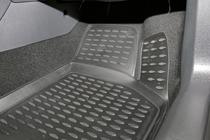 Volkswagen Golf 5 2003–2009 Gumové autokoberce do interiéru (4 ks, Novline) fotografie 4