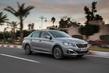 Modernizovaný sedan Peugeot 301 fotografie 2