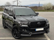 Toyota Land Cruiser 200 2007–2021 Sada bodykitu 2016↗ (TRD 2021) Bílá barva fotografie 11