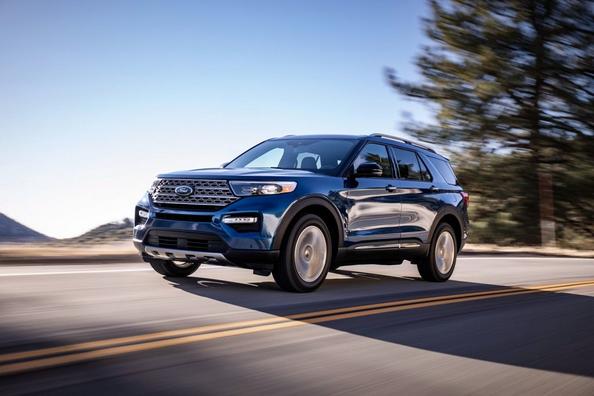 Plnohodnotný crossover Ford Explorer modelového roku 2020