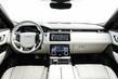 Středně velký luxusní crossover Range Rover Velar fotografie 5