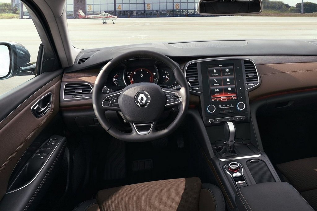 Recenze středně velkého sedanu Renault Talisman