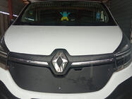 Renault Trafic 2015– Zimní clona na masku chladiče (2015-2020) Matná fotografie 2