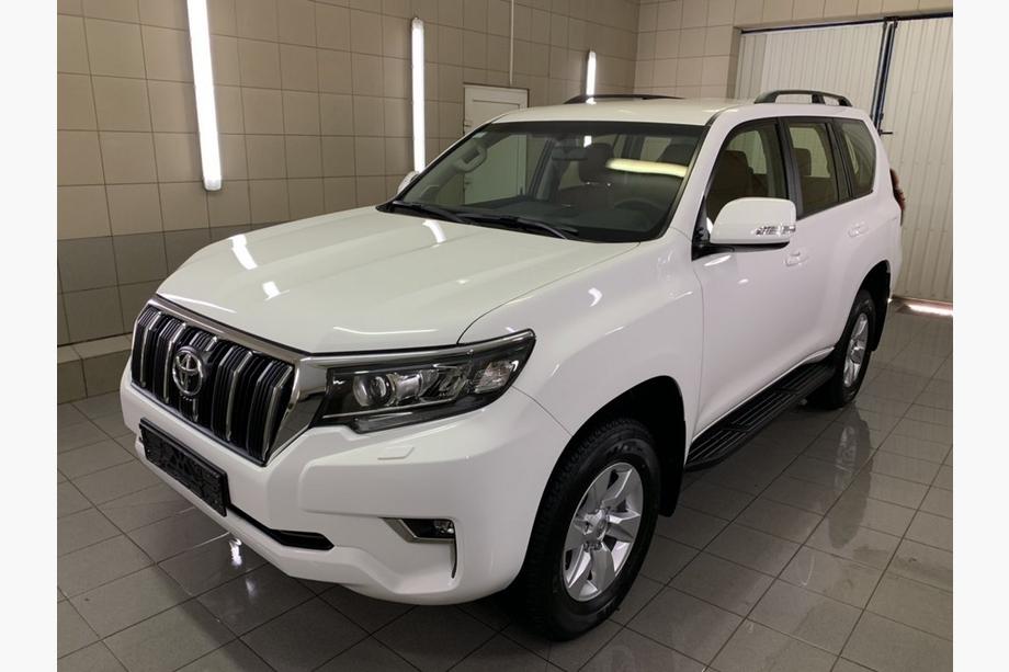 Toyota Land Cruiser Prado 150 2009–2023 Střešní ližiny – turecký design (černé, 2 ks) Kovové patky Fotografie 2