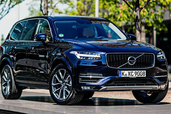 Středně velký crossover Volvo XC90 druhé generace