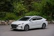 Kompaktní sedan Hyundai Elantra v modernizované podobě fotografie 3