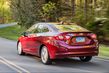 Kompaktní sedan Chevrolet Cruze druhé generace fotografie 9