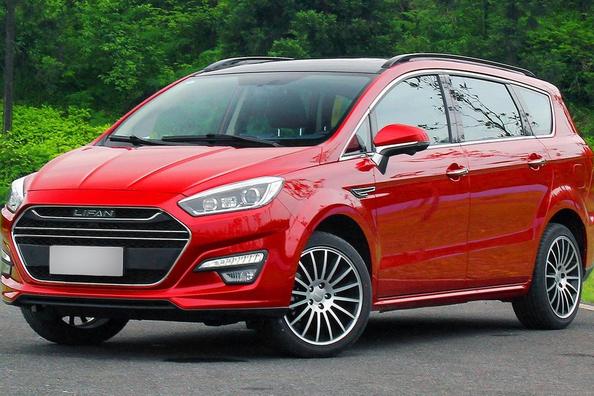 Sedmimístný minivan Lifan XL