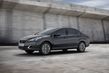Recenze kompaktního sedanu Peugeot 408 fotografie 8