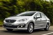Recenze kompaktního sedanu Peugeot 408 fotografie 2