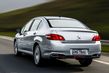 Recenze kompaktního sedanu Peugeot 408 fotografie 4