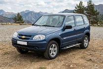 Chevrolet Niva 1998–2020 Boční nášlapy Sunrise (2 ks, hliník) fotografie 2