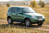Chevrolet Niva 1998–2020 Boční nášlapy Sunrise (2 ks, hliník) fotografie 1