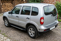 Chevrolet Niva 1998–2020 Boční nášlapy Duru (2 ks, hliník) fotografie 1