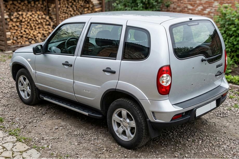 Chevrolet Niva 1998–2020 Boční nášlapy Duru (2 ks, hliník) Image