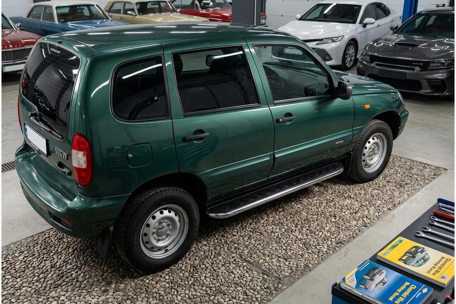 Chevrolet Niva 1998–2020 Boční nášlapy Maydos V1 (2 ks, hliník) Image