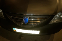 Renault Logan I 2005–2008 Nerezové lišty na masku chladiče Carmos - turecká ocel fotografie 3