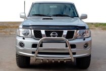 Nissan Patrol Y61 1997–2011 Nerezový přední ochranný rám QT007 fotografie 1