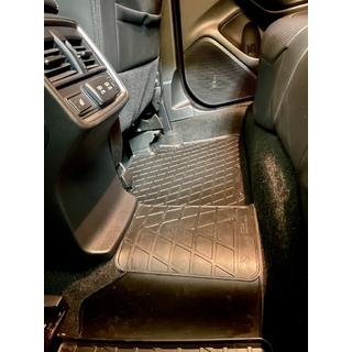 Zadní středový kobereček (Stingray Premium) Subaru Forester 2018–2024 fotografie 3