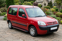 Citroen Berlingo 1996–2008 Boční nášlapy Maya Red (2 ks, hliník) fotografie 1