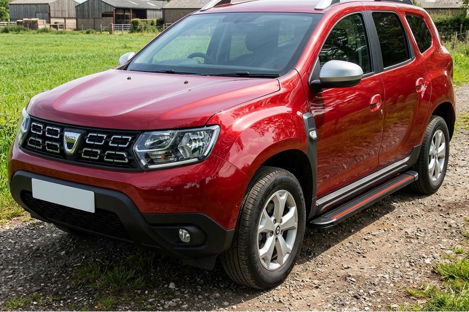 Dacia Duster 2018–2024 Boční nášlapy Maya Red (2 ks, hliník) Image