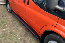 Ford Transit 2000–2014 Boční nášlapy Maya Red (2 ks, hliník) fotografie 2