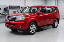 Honda Pilot 2008–2015 Boční nášlapy Maya Red (2 ks, hliník) fotografie 1