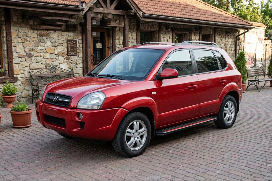 Hyundai Tucson JM 2004– Boční nášlapy Maya Red (2 ks, hliník) Image