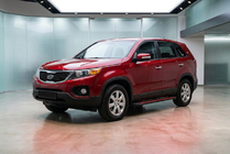 Kia Sorento II XM 2009–2014 Boční nášlapy Maya Red (2 ks, hliník) 2013–2016 fotografie 1