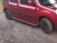 Renault Kangoo 2008–2020 Boční nášlapy Maya Red (2 ks, hliník) Krátký rozvor fotografie 1