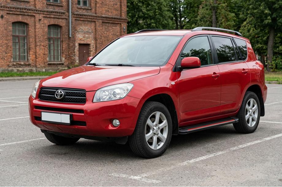 Toyota Rav 4 2006–2013 Boční nášlapy Maya Red (2 ks, hliník) Image