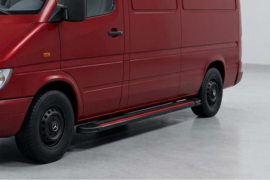 Volkswagen LT 1995–2006 Boční nášlapy Maya Red (2 ks, hliník) Image